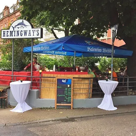 Hemingway'S Heidelberg Hostel-2
